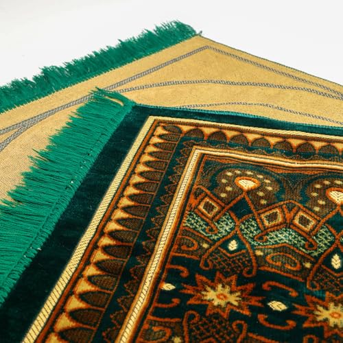Muslim Prayer Rug, Soft Plush Thin Islamic Prayer Mat, Janamaz, Sajada, Praying Carpet, Islamic Gift for Men & Women, Islamic Ma, Eid & Ramadan Gift with Prayer Beads, 26x43 inch, Green - color: Kaaba / Emeraldgreen