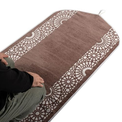 Modefa Turkish Islamic Prayer Mat - Chenille with Foam and Carrying Bag - Intricate Praying Rug Ramadan Eid Gift - Traditional Muslim Janamaz Seccade for Men Women - Mustaqim (Mink) - color: Mink