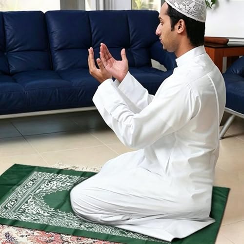 Portable Polyester Prayer Mat for Muslims Square Unnapped Woven Fabric Compass Machine Washable Green