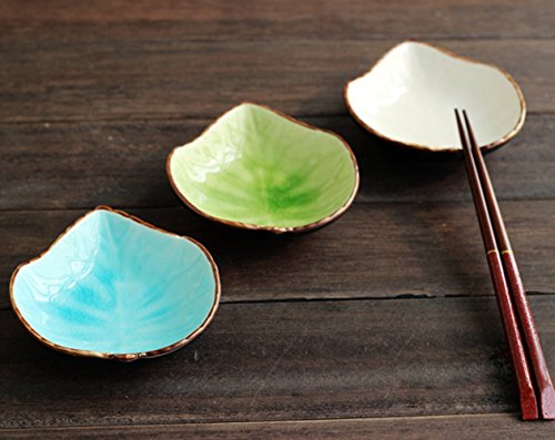 WAIT FLY Lovely Grape Leaves Shaped Ceramics Seasoning Dishes/ Tea Bag Holders/ Ketchup Saucer/ Appetizer Plates/ Vinegar Spice Salad Soy Sushi Wasabi Seasoning Dipping Bowls, Set of 3 - color: Grape Leaf