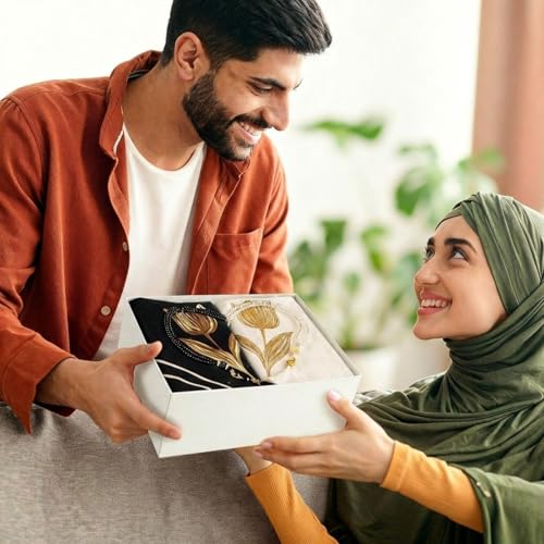 Drydiet 2 Pcs Muslim Couple Prayer Rug Set Heart Design with 2 Pcs Prayer Beads Islamic Muslim Gift Black and Beige Travel Mat Soft Velvet Mat for Couple Women Men Ramadan Eid Wedding Birthday - color: Black and Beige