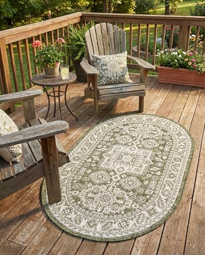 Rugs.com - Outdoor Aztec Rug – 3' 1 x 5' 3 Oval Green Indoor/Outdoor Rug – Weather-Resistant Flatweave for Patio, Deck, and Porch - color: Green, size: 3' x 5' (Oval)