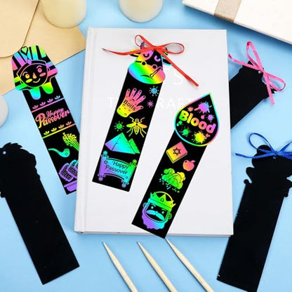 JUNEBRUSHS 30Pcs Passover Scratch Bookmarks, Rainbow Magic Scratch Paper Art Passover DIY Craft Kit for Students Classroom Activity Party Favors - style: Passover Style
