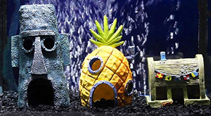 Penn-Plax Officially Licensed Spongebob Squarepants 16 Piece Gift Set for 10 Gallon Aquariums