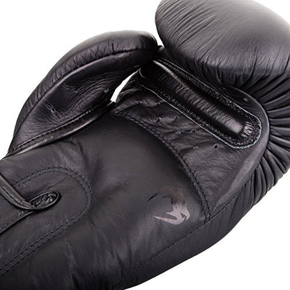 Venum Giant 3.0 Boxing Gloves - Nappa Leather - color: Black/Black, size: 12 oz