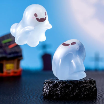 Y&ICrafts Cute Luminous Halloween Ghost Dolls, Glow in The Dark Ghost Fish Tank Aquarium Décor, Mini Ornaments for Desktop, Micro Landscape Creative Decoration Accessories (Mini, 6, PCS)