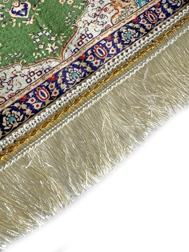 Portable Islamic Prayer Small Mat Classic Pattern Muslim Prayer Rug Small Rug Foldable Salah Carpet Mat with Tassel - color: Green