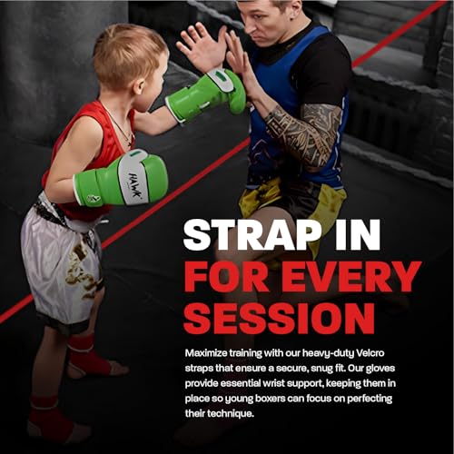 Kids Boxing Gloves for Kids Children Youth Punching Bag Kickboxing Muay Thai Mitts MMA Training Sparring Gloves - color: Green, size: 4 oz