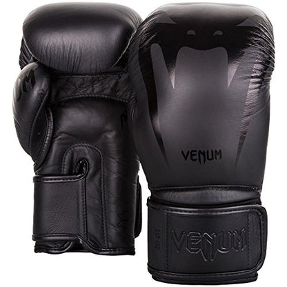 Venum Giant 3.0 Boxing Gloves - Nappa Leather - color: Black/Black, size: 14 oz
