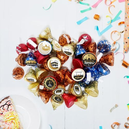 Eid Mubarak Kiss Sticker Labels - Ramadan Kareem Party Round Candy Sticker Favors - Muslim Eid Party Labels Fit Chocolate Candy (Set of 150) - color: Eid Mubarak