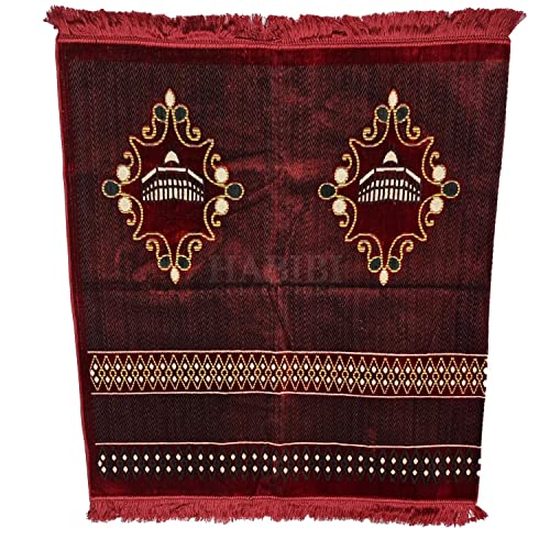 4 people extra large size Beautiful design Soft Extremely beautiful quality prayer mat.by Saffa.made in Turkey- Length:78 inches Width: 46 inches{approximate}