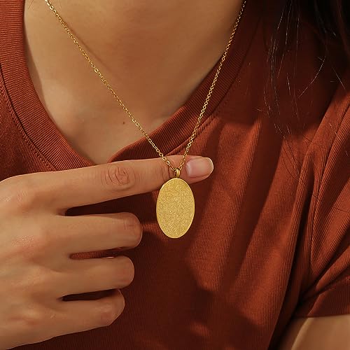 Ayatul Kursi Oval Necklace | Women Calligraphy Necklace Arabic Calligraphy Necklace Stainless steel 18K Gold Plated Pendant Gift - color: Gold color, size: 18 inch