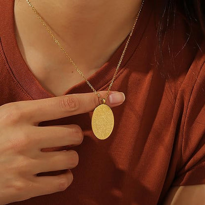 Ayatul Kursi Oval Necklace | Women Calligraphy Necklace Arabic Calligraphy Necklace Stainless steel 18K Gold Plated Pendant Gift - color: Black, size: 16 inch