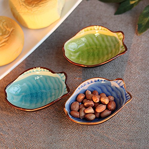 WAIT FLY Cute Fish Shaped Ceramics Seasoning Dishes/Tea Bag Holders/Ketchup Saucer/Appetizer Plates/Vinegar Spice Salad Soy Sushi Wasabi Seasoning Dipping Bowls, Set of 3 - color: Fishes