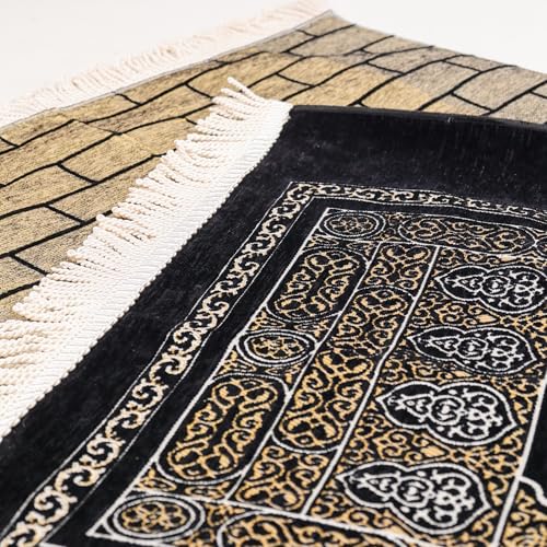 Kaaba Door Islamic Prayer Rug, Embroidered Velvet Janamaz Sajadah - color: Black Kaaba Wall