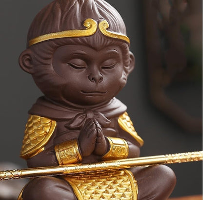 Handmade 4.6" Monkey King Statue Sun Wukong Buddha Zen Monk Figure Chinese zisha Purple Clay Sculpture with Golden Cudgel, Collectible Purple Sand Tea Pet fish tank Home Car Decor Tea Tray