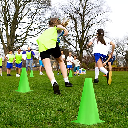 30 Pieces 9 Inch Traffic Cones Plastic Sport Agility Training Safety Cones Soccer Practice Equipment for Basketball Football Drills Exercise, Outdoor Activity and Events - color: Green