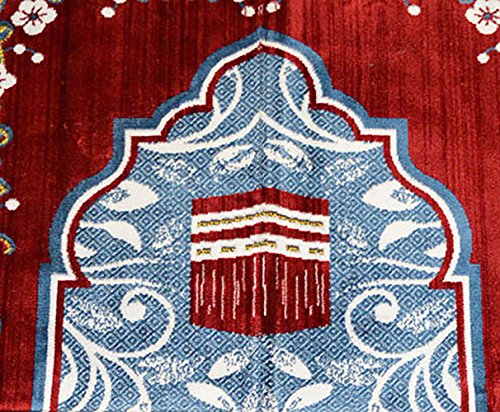 Islamic Prayer Rugs Made in Turkey with Fine Velvet