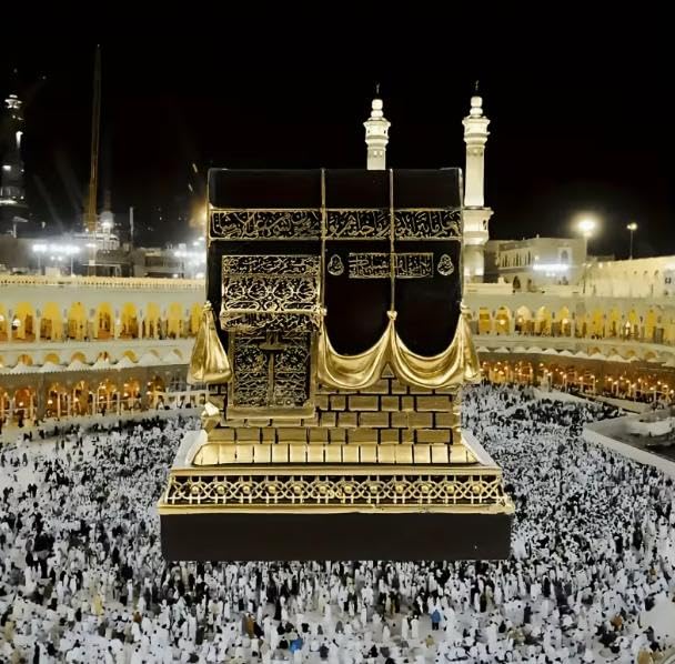 Islamic Kaba Replice Model,Muslim Turkish Home Table Decorations,Islamic Ramadan Showpiece,Golden Black Islamic Prayer House Model,Eid Ramadan、umrah Gift (Golden Black) - color: Golden Black